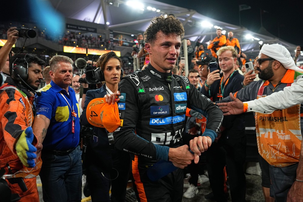 Abu_Dhabi_F1_GP_Auto_Racing_11667