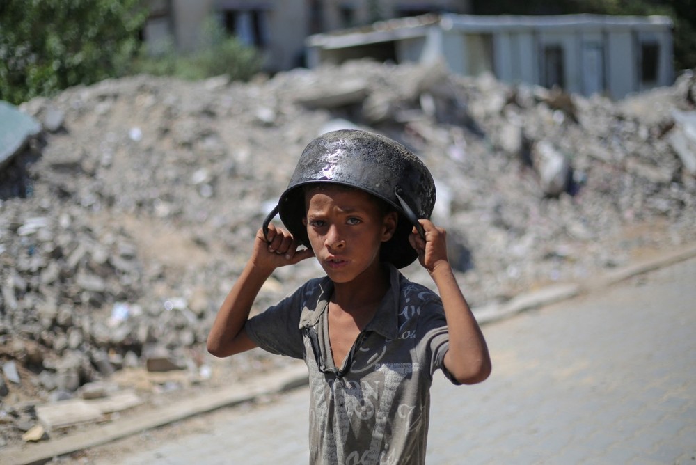 Hladujúci chlapec v Gaze