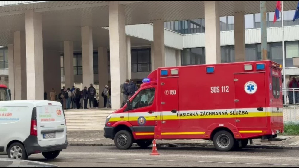 [multi] STU požiar 322