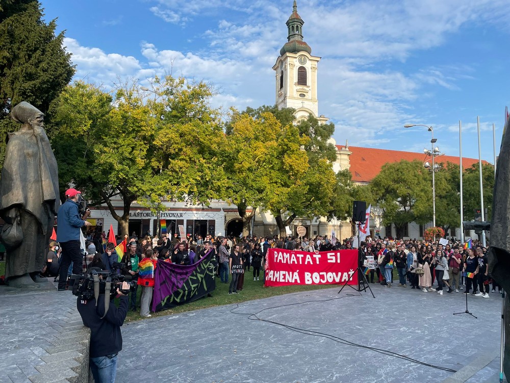 Pochod Zostávame v uliciach na pamiatku Matúša a Juraja