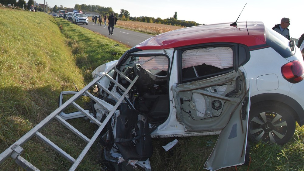 Autá skončili totálne zdemolované, zomrel mladý vodič.