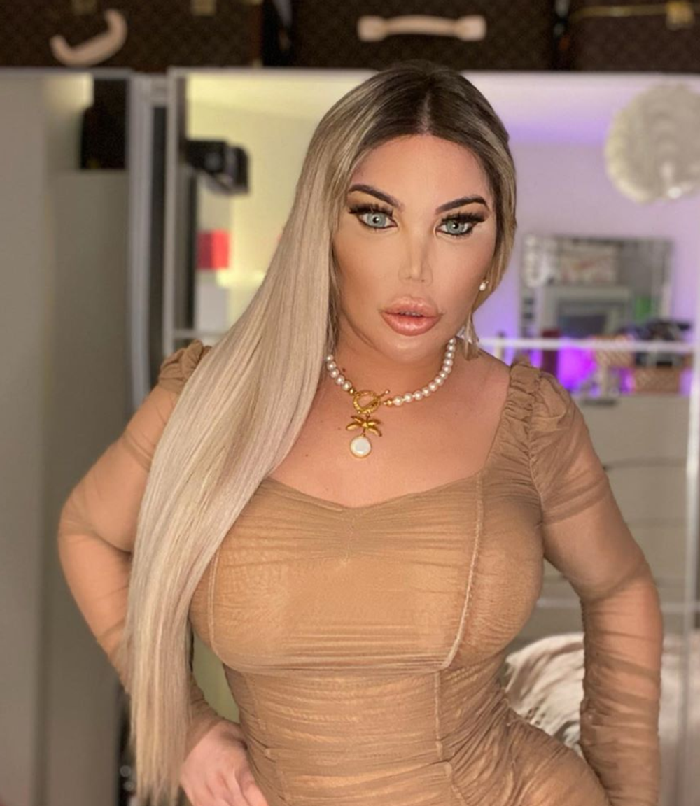 Screenshot_2020-07-13 Jessica Alves ( rodrigoalvesuk) • Fotky a videá na Instagrame(2)