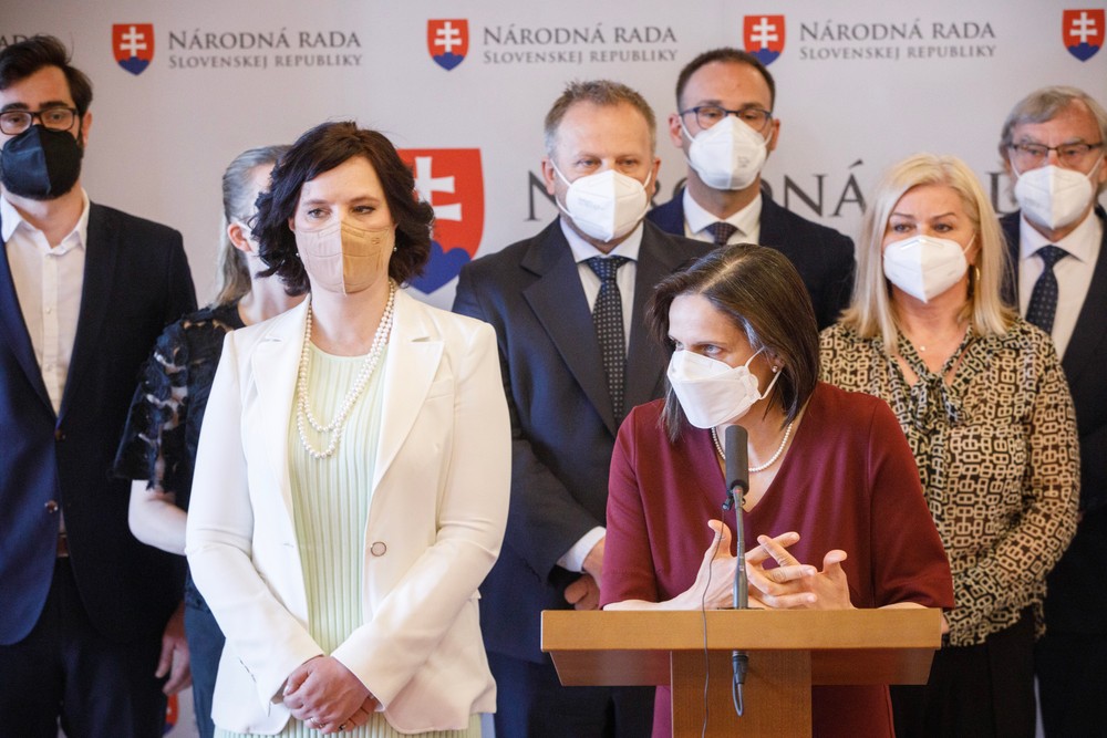 Odvolávanie ministerky Kolíkovej