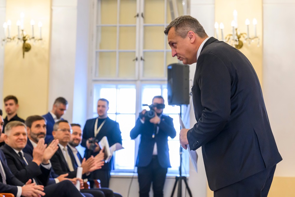 20230910_nrsr_poslanci_01990684