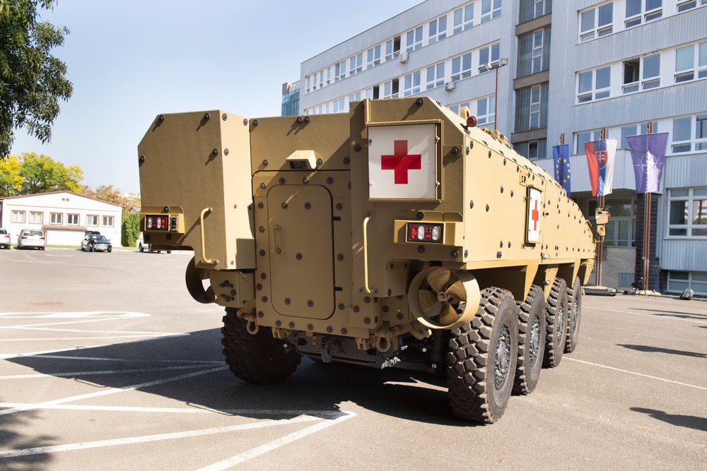 obrnené vozidlo Patria AMVXP 8x8 Fínsko dodávka (3)