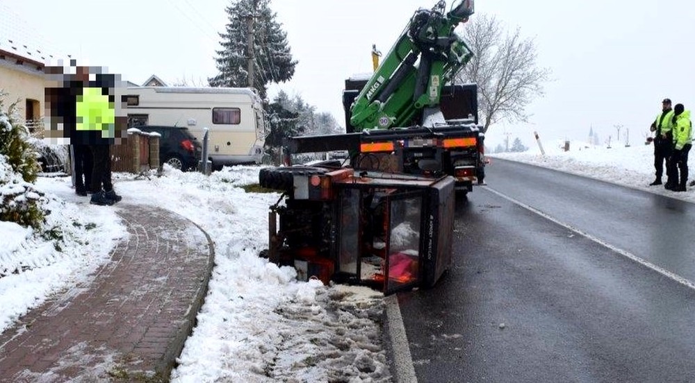 Nehoda namiesto pomoci 