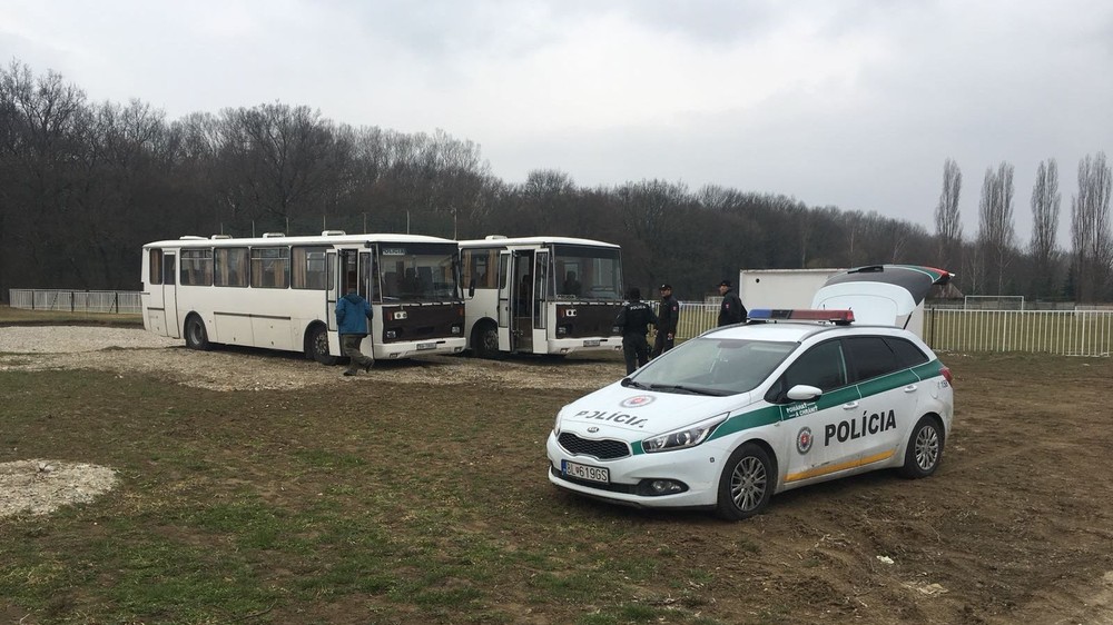 Polícia vo Veľkej Mači 