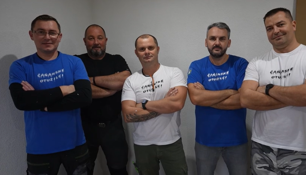 Dobrovoľníci Darovaných Vianoc