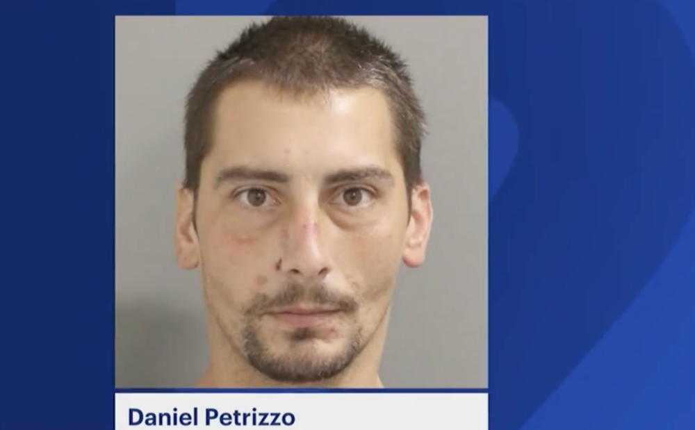 Chcel spáchať samovraždu, no policajti ho zachránili. Po obhliadke jeho domu zostali šokovaní