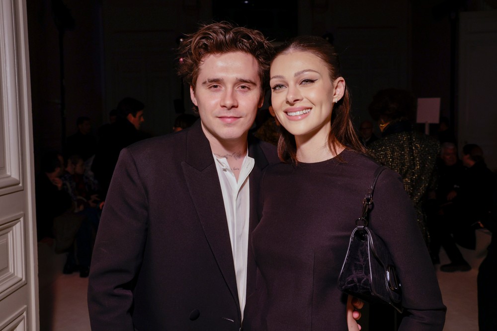 France_Fashion_Valentino_F_W_23-24_Front_Row_90758