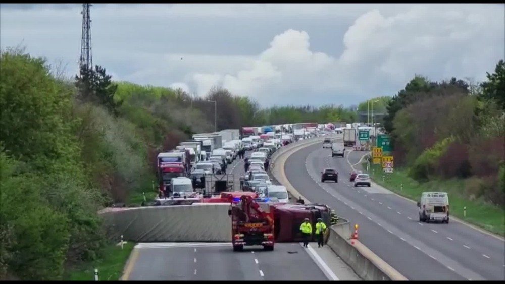 [multi] pravráteny kamion 4717