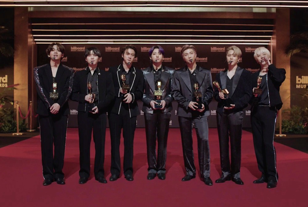 2021_Billboard_Music_Awards_89740-d69415df4e76438e8462bdf44684421d