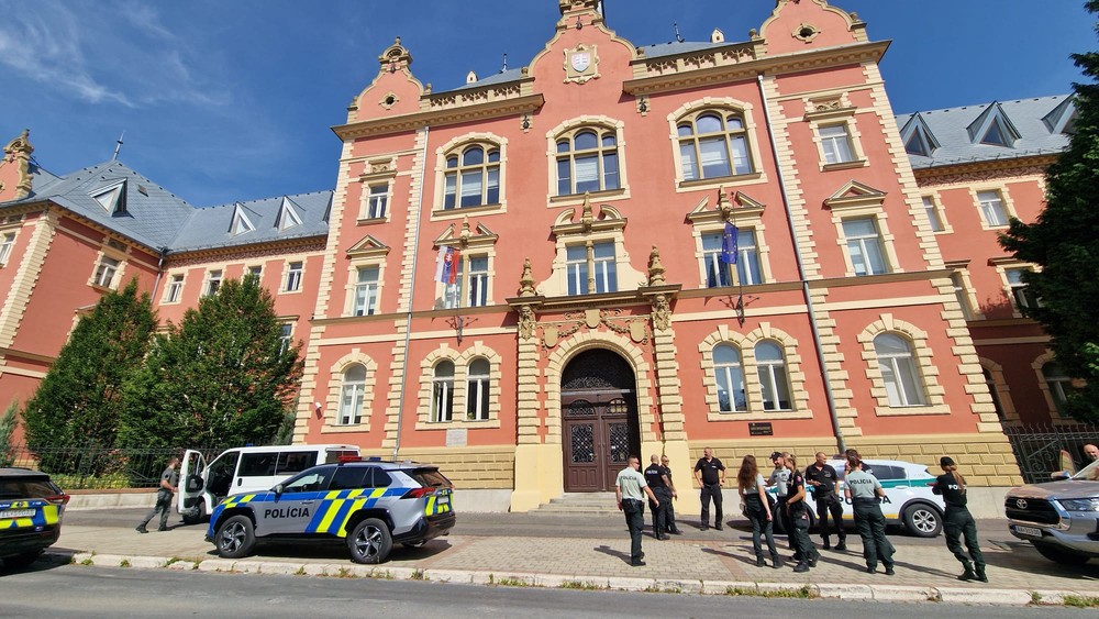 Nahlásenia bombových hrozieb na súdoch 4