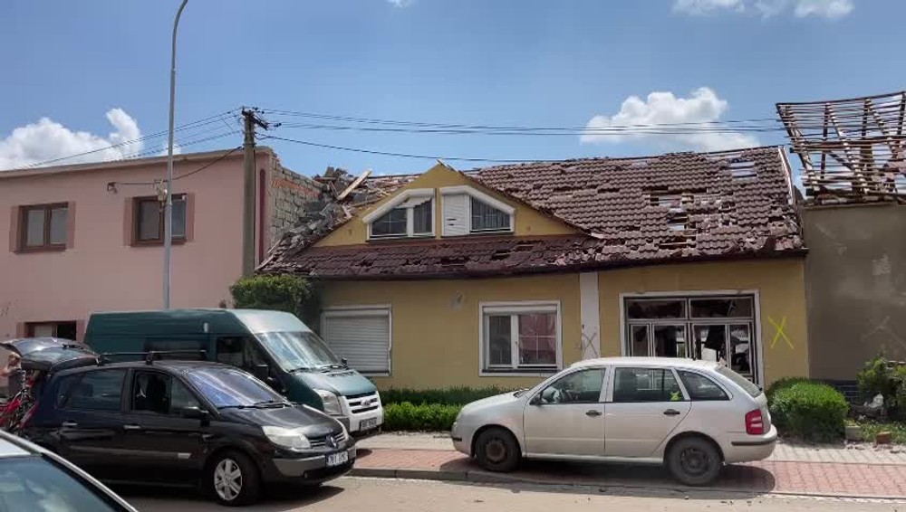 Zábery následkov tornáda v Česku