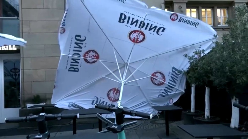 Česko potrápil silný vietor