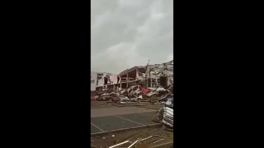 Tornádo na Morave - obec Hrušky