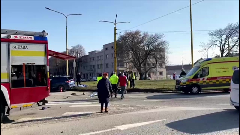 [multi] ILU Nehoda 8671