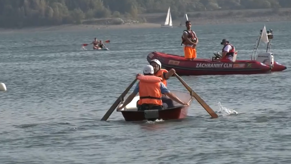 Dobrovoľní hasiči ukončili leto netradičnou súťažou 