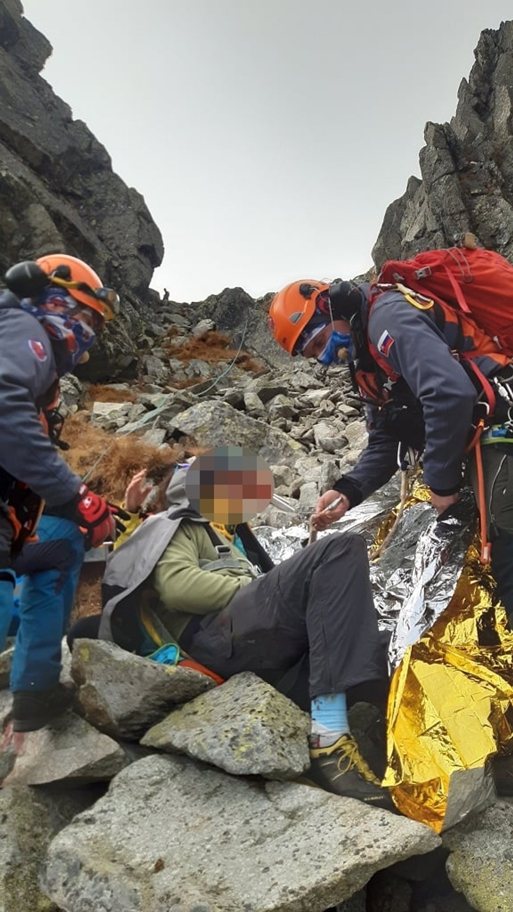 Záchranná akcia v horách: Muž padal štyridsať metrov z hrebeňa Tatier