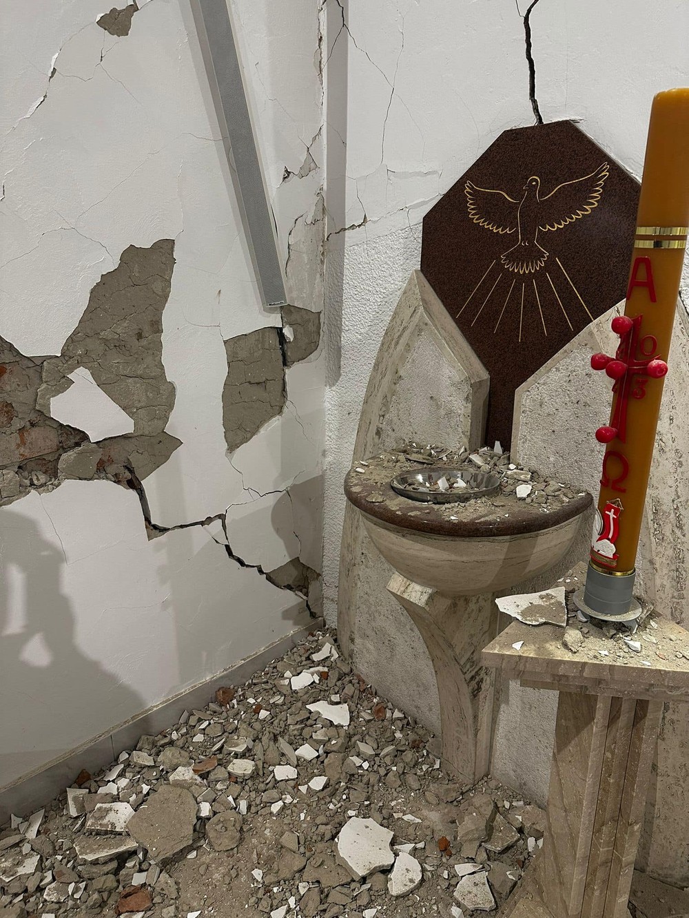 kostol nizna sitnica zemetrasenie (1)