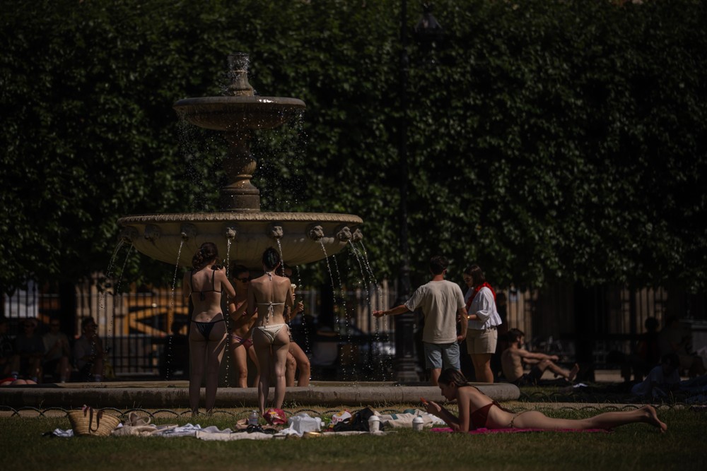 France_Extreme_Weather_Heat467038