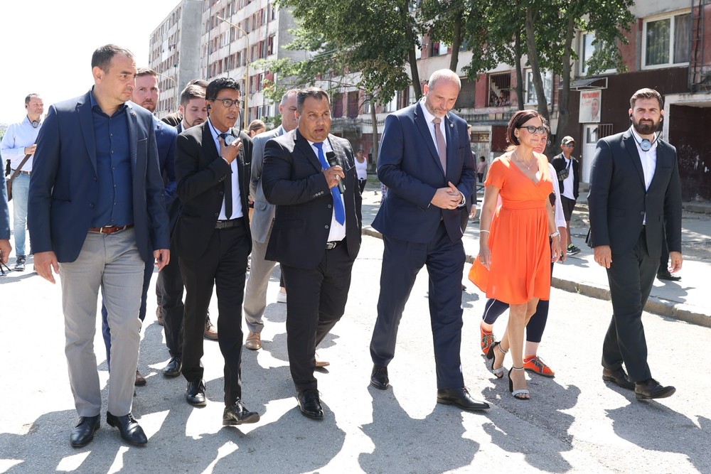 Delegácia na Luníku 9