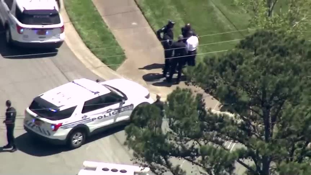 [multi] Streľba pri zatýkaní USA 1790