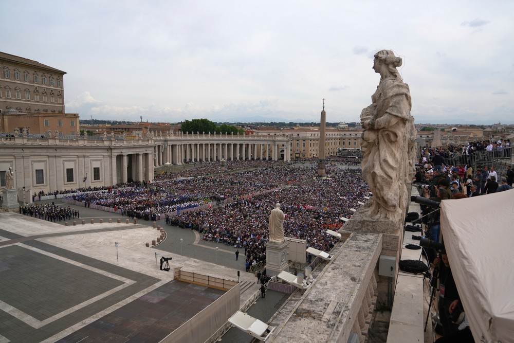 Vatican_Pope359294128891