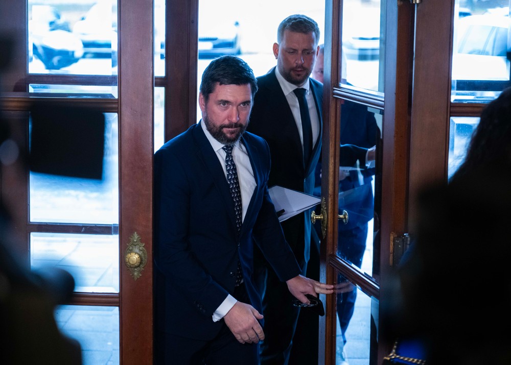 Mimoriadne zasadnutie Vlády SR po zrážke vlakov pri Pezinku