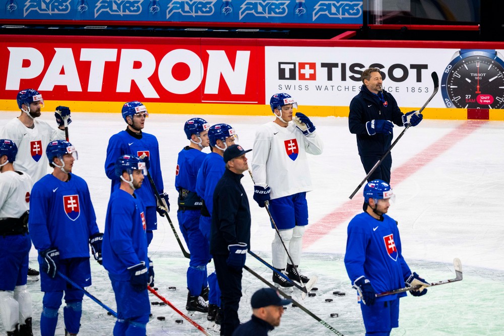 080525prvy_trening_26128316