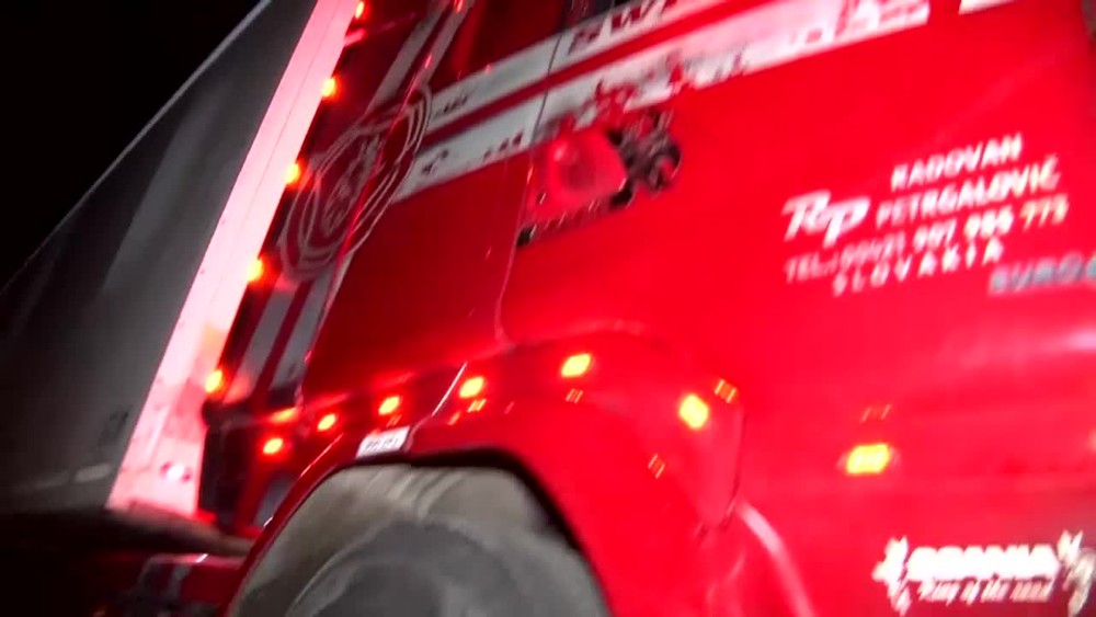 [multi] Nehoda kamion 6442