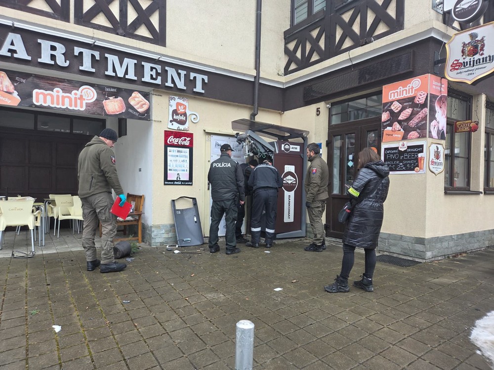 Výbuch bankomatu