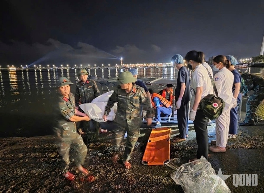 Vietnam_Boat_Capsizing533350