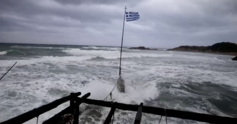 Grécko zasiahol silný hurikán