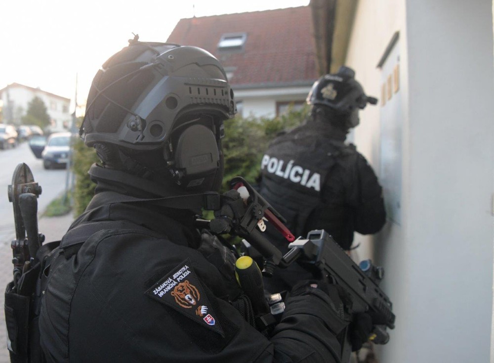 Národná jednotka boja proti nelegálnej migrácii zasahuje proti prevádzačom