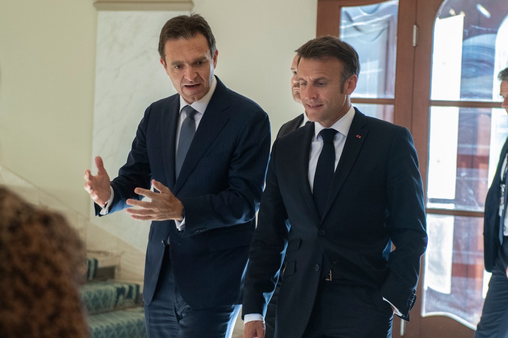 Ľudovít Ódor a Emmanuel Macron stretnutie na Úrade vlády SR (3)