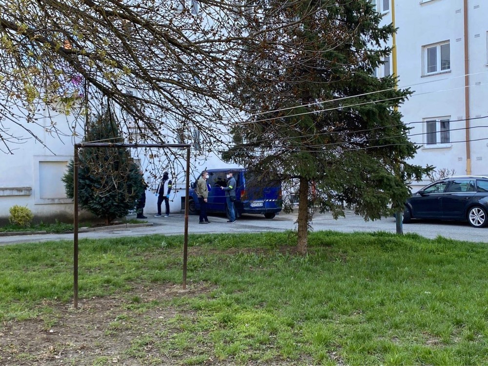 Niekoľko ľudí skončilo v putách po policajnej akcií v Košiciach