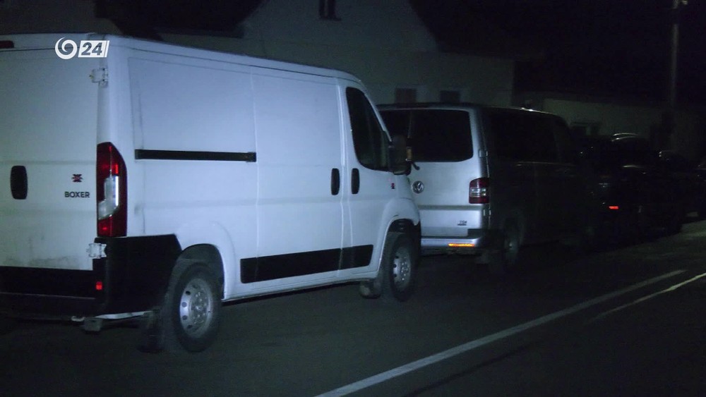 [multi] Golianovo 682