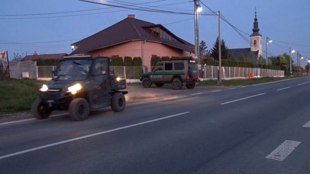 Pašerák prerazil hraničnú závoru