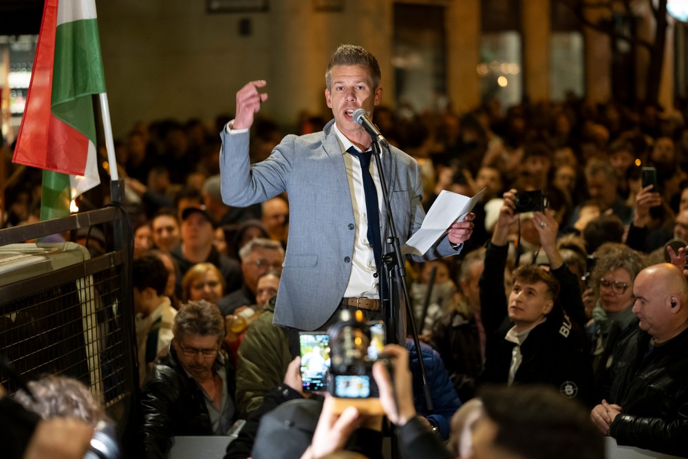 Hungary_Election_Peter_Magyar251246
