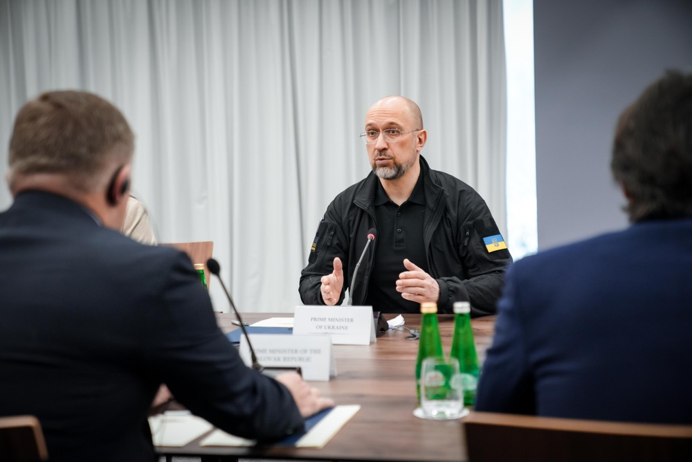 Robert Fico Denys Šmyhal stretnutie Užhorod (8)