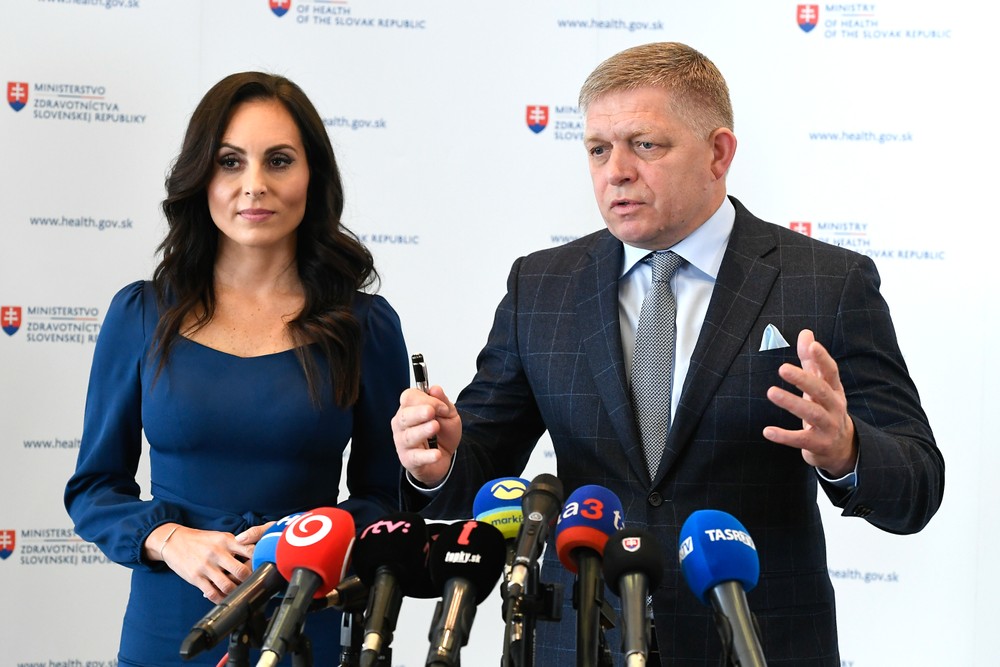 Zuzana Dolinková Robert Fico (3)