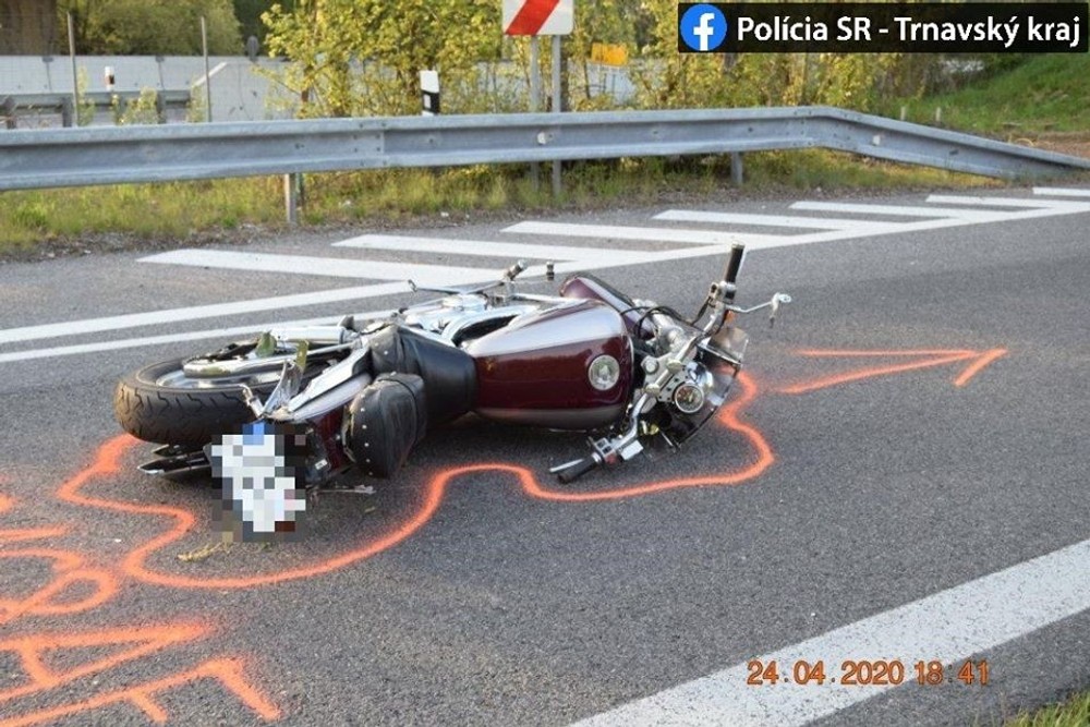 Na diaľnici D1 prišiel o život 57-ročný motocyklista 