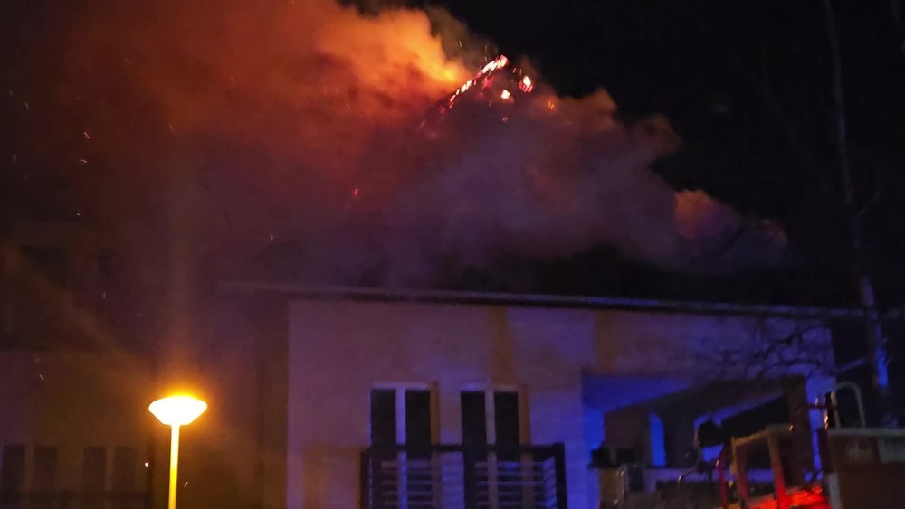 [multi] požiar tatranská lomnica 4004