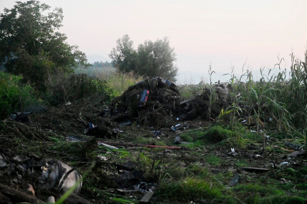 Greece_Plane_Crash_90424-48fac15c672b4d37a63d5557a0ae57b9