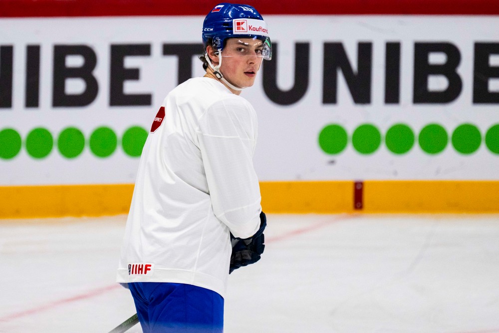 080525prvy_trening_19128312