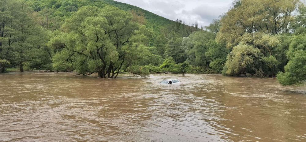 Záplavy trápia Slovensko