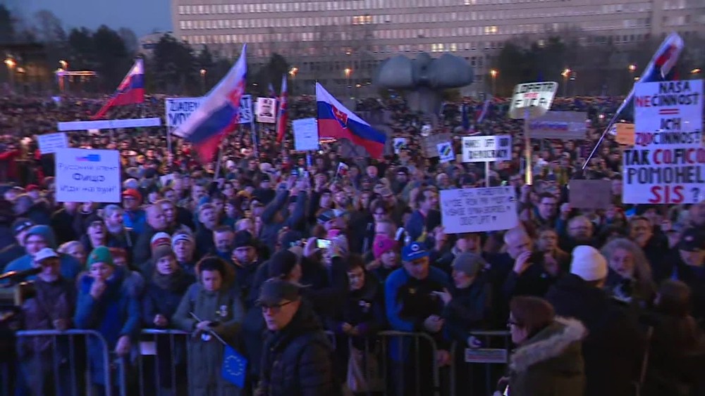 [multi] protest_BA 2454