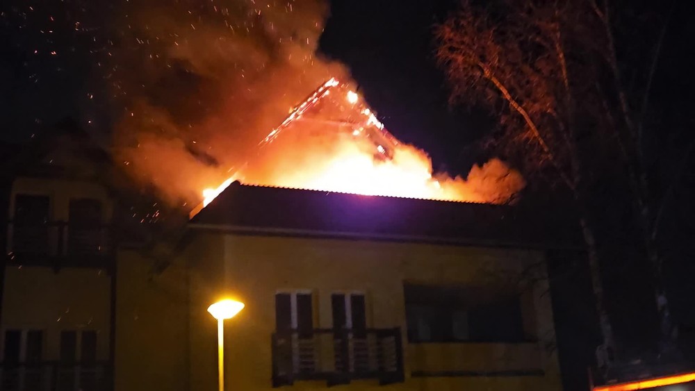 [multi] požiar tatranská lomnica 4006