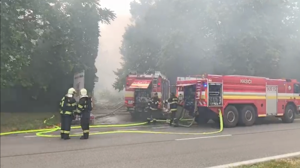 Požiar unimobuniek na Rožňavskej ulici